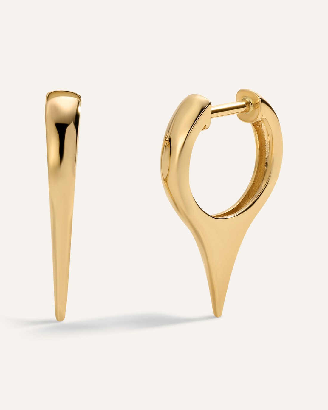 Stunning Unique Metal Hoops Earrings in Gold 1
