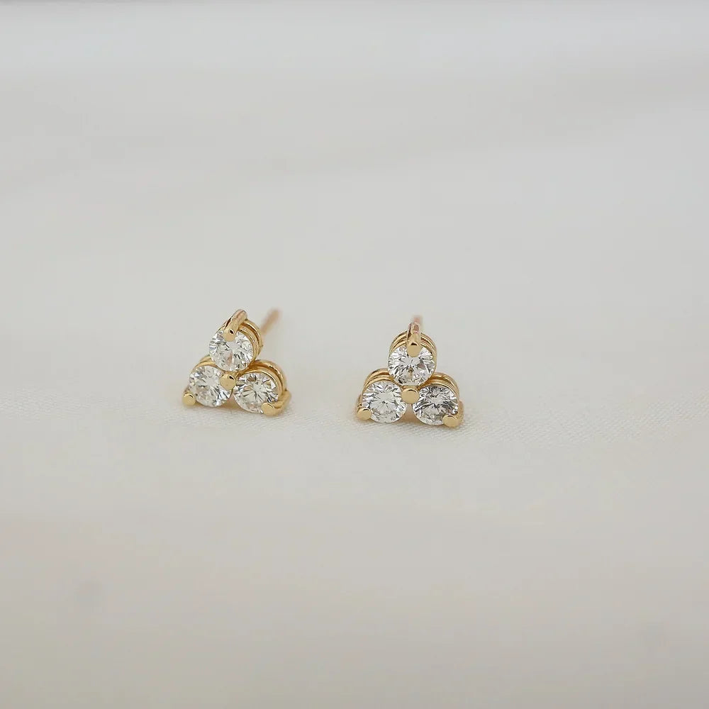 Classic 0.40 TCW Round Cut Moissanite Stud Earrings in Gold 1