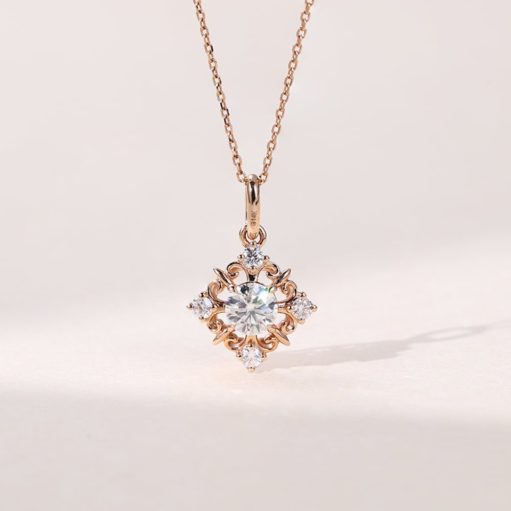 2.20 TCW Round Moissanite Diamond Snowflake Pendant Necklace in Solid Gold 1