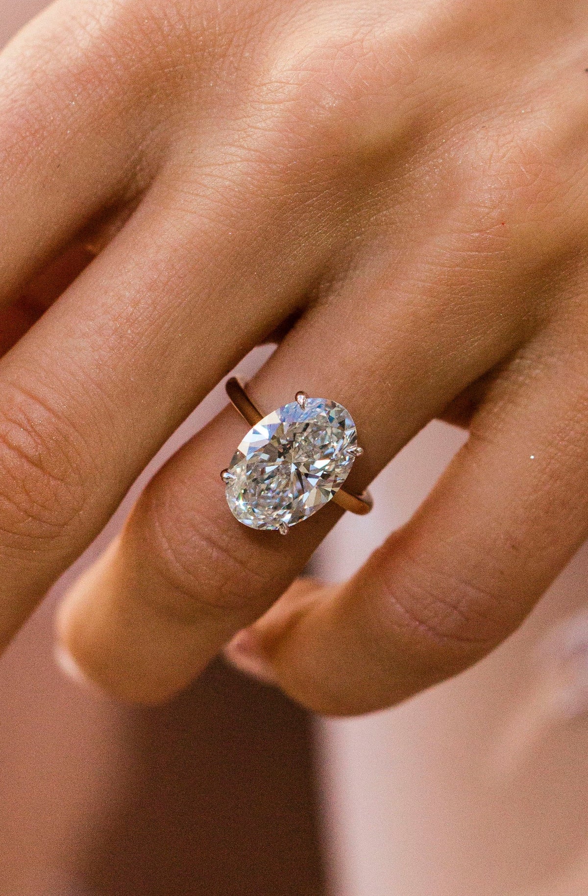 Round Swirl Semi Pave Engagement Ring – 1 CT Moissanite Diamond