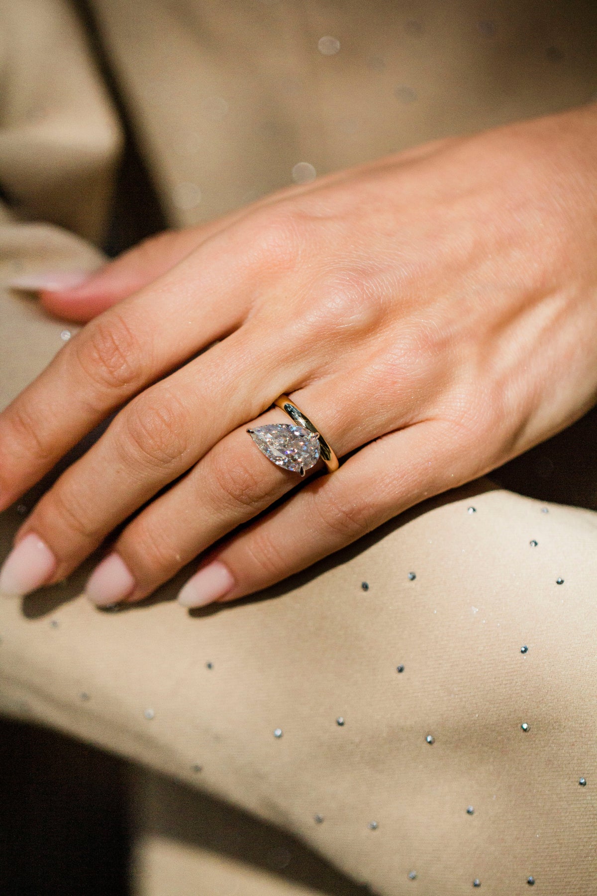 Round Swirl Semi Pave Engagement Ring – 1 CT Moissanite Diamond