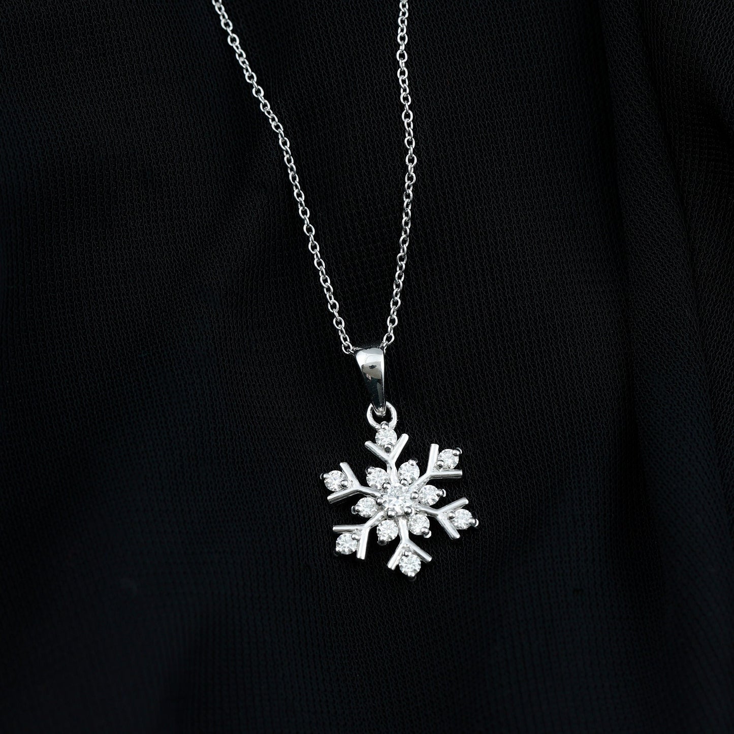 0.57 TCW Round Cut Moissanite Necklace With Snowflake Style 1