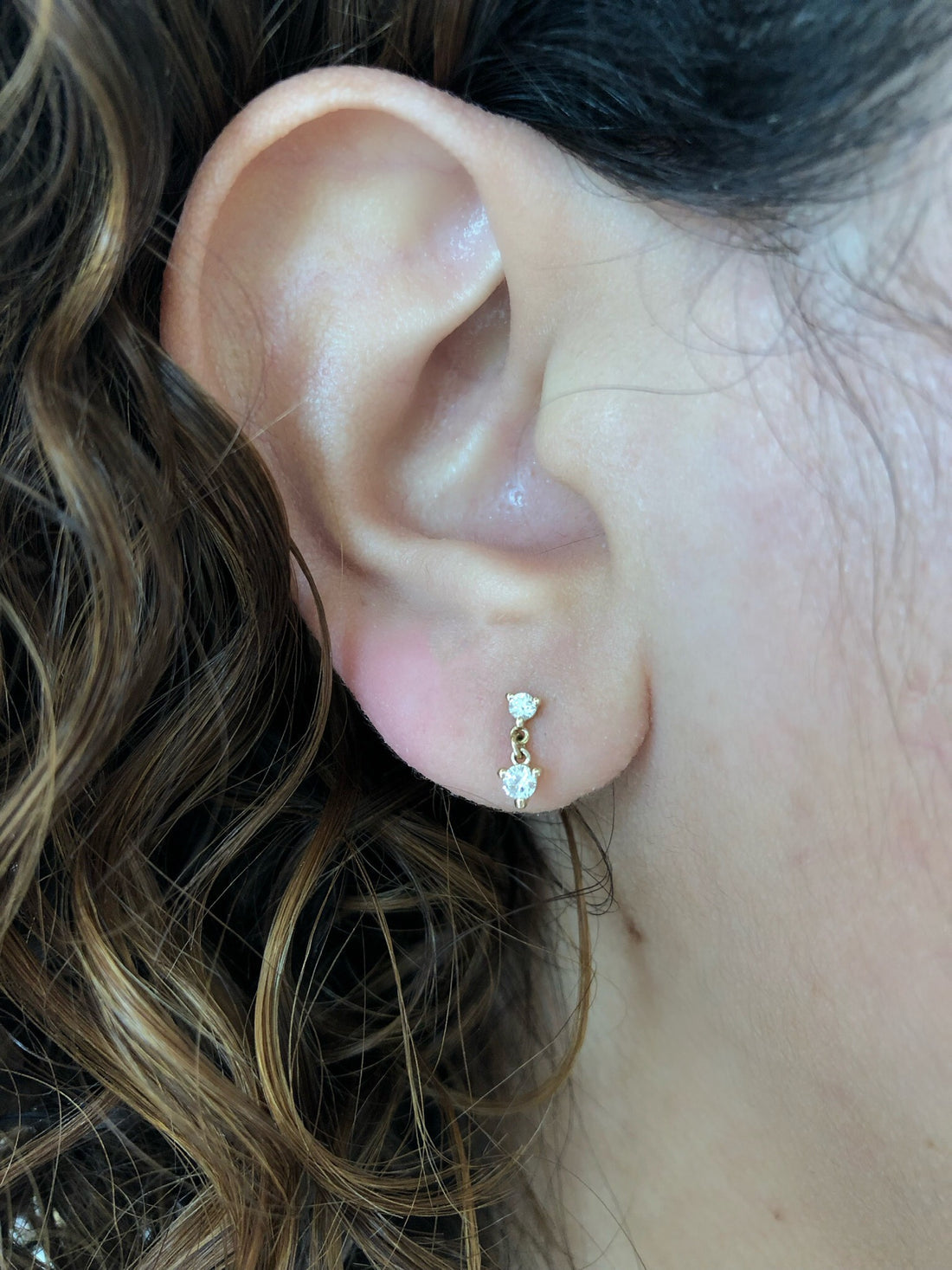 0.20 TCW Round Cut Moissanite Studs Earrings in Gold 2