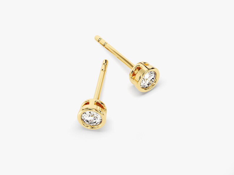 0.50 TCW Round Cut Moissanite Bezel Stud Earrings in Gold 2