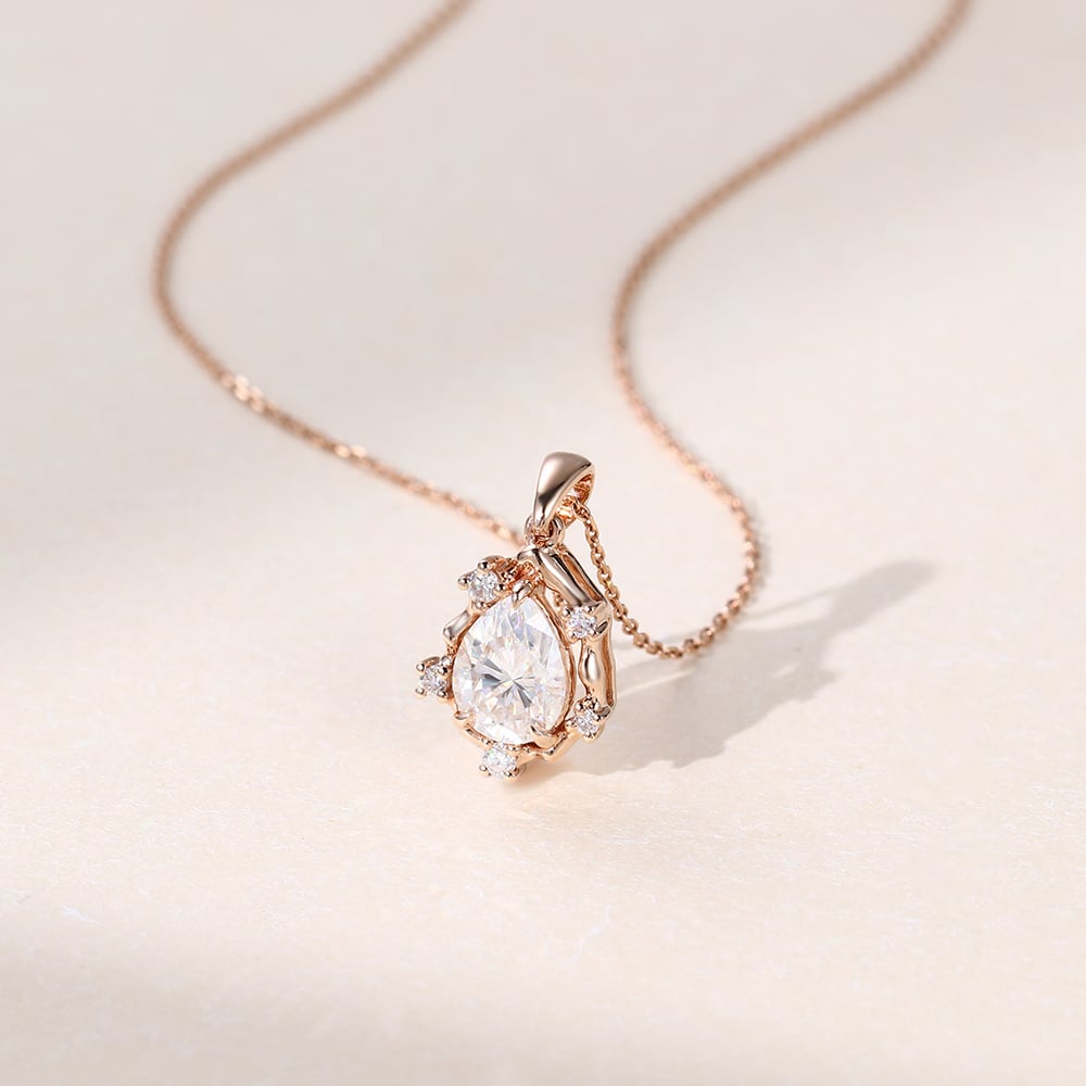 2.10 CT Pear Moissanite Diamond Cluster Pendant Necklace in Solid Gold 2