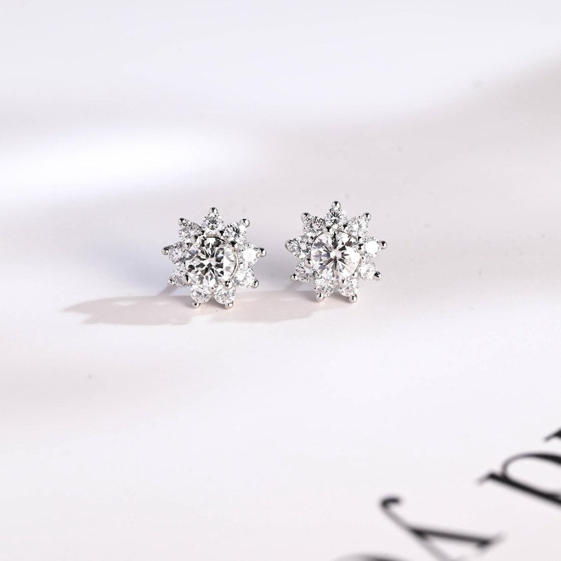 0.50 TCW Round Cut Moissanite Floral Halo Earrings in Gold 1