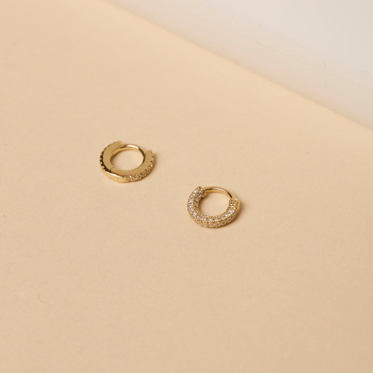 1.0 TCW Round Cut Moissanite Second Hole Teeny  Huggies Earrings in Gold 2